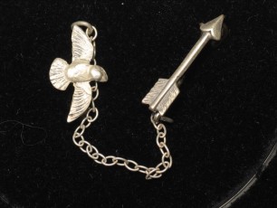 OA Ma-Ka-Ja-Wan Silver Brotherhood Totem Pin