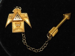 OA Wagion Lodge # 6 Gold Vigil Totem Pin